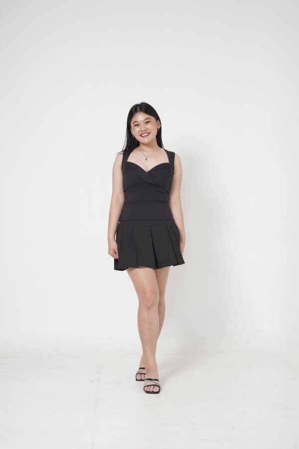 A timeless fusion of elegance and modern allure